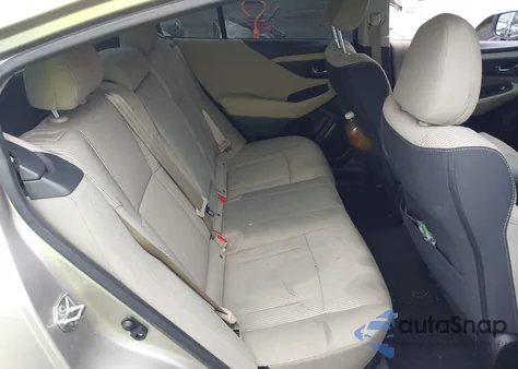 2020 Subaru Legacy Premium z USA, uszkodzony, nr VIN 4S3BWAE68L3019909